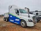 2017 Freightliner Cascadia 125 Semi Truck