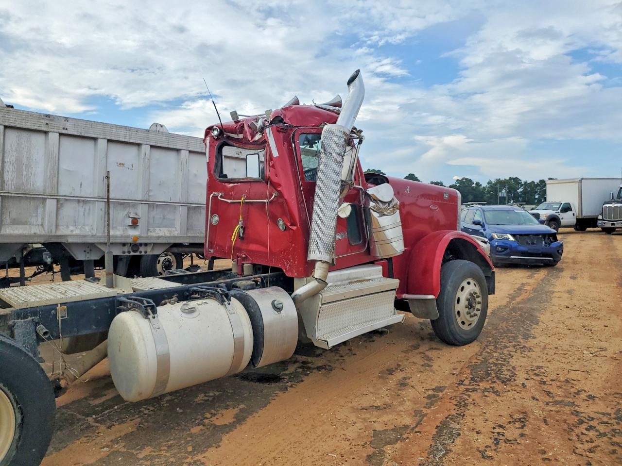 2022 Peterbilt 389 Truck Cab AND Chassis