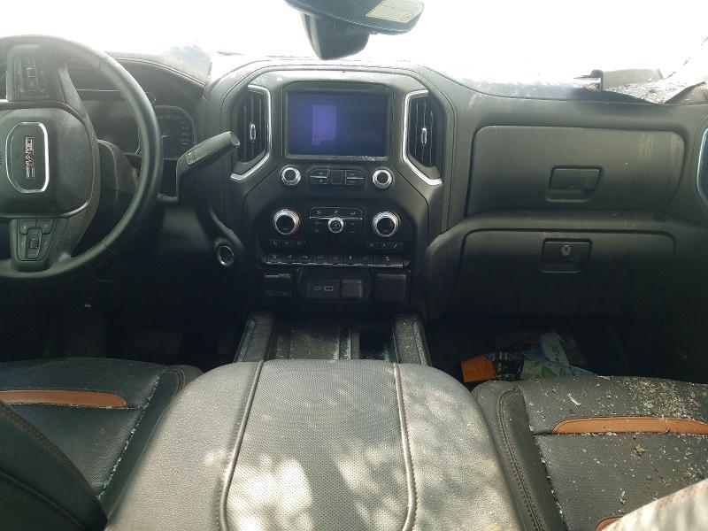 2023 GMC Sierra K2500 AT4