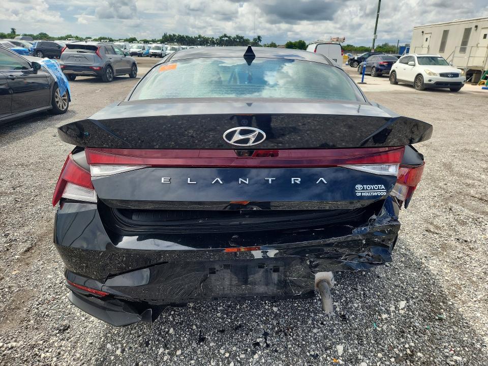 2022 Hyundai Elantra SEL
