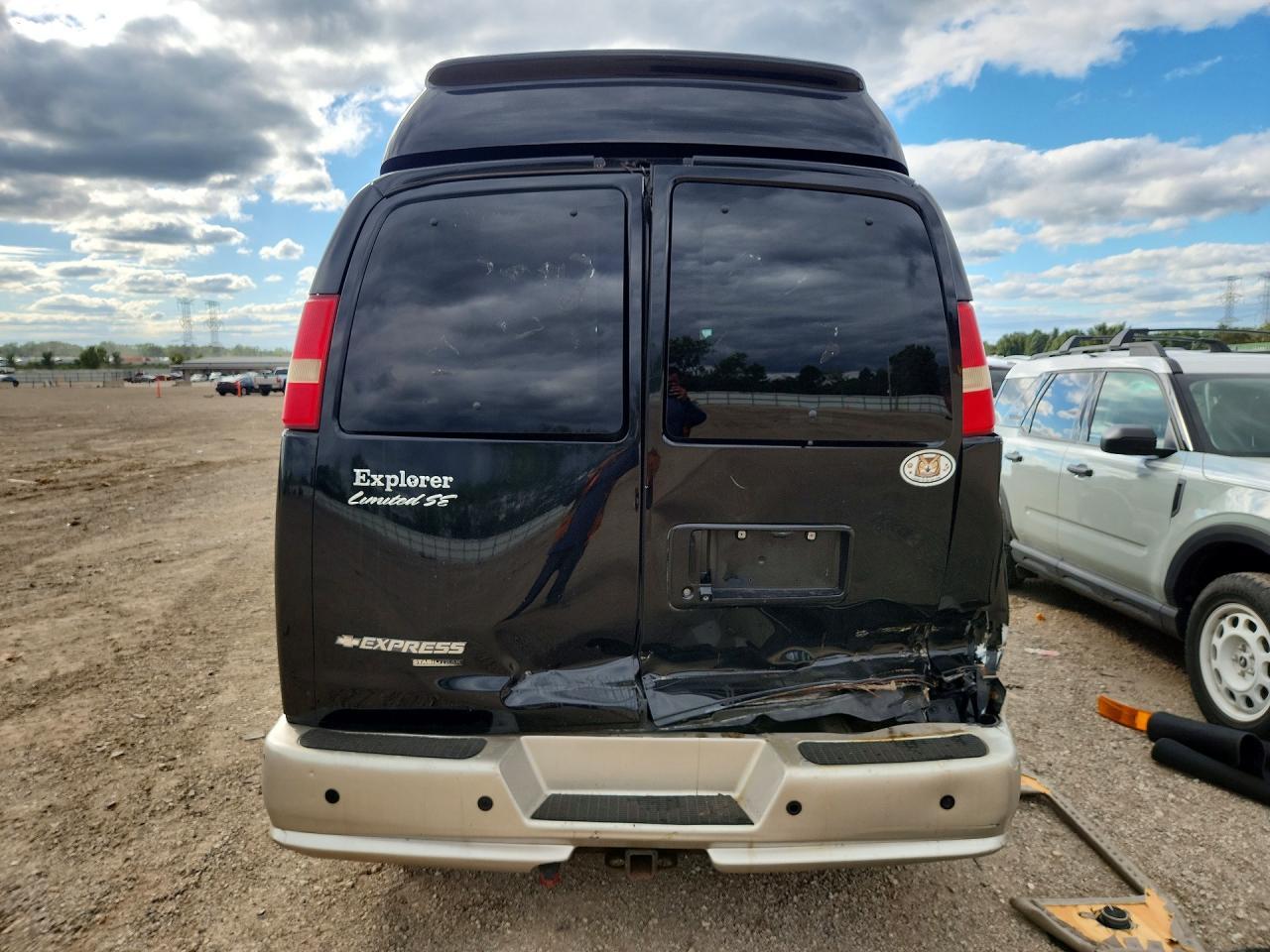 2013 Chevrolet Express G2500 3LT