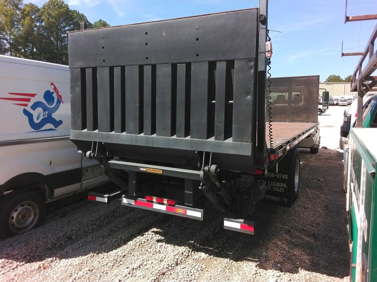 2013 International 4300 Flatbed Truck