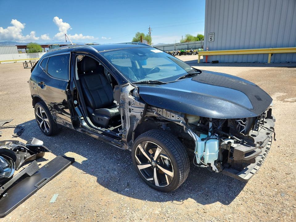 2020 Nissan Rogue Sport SL
