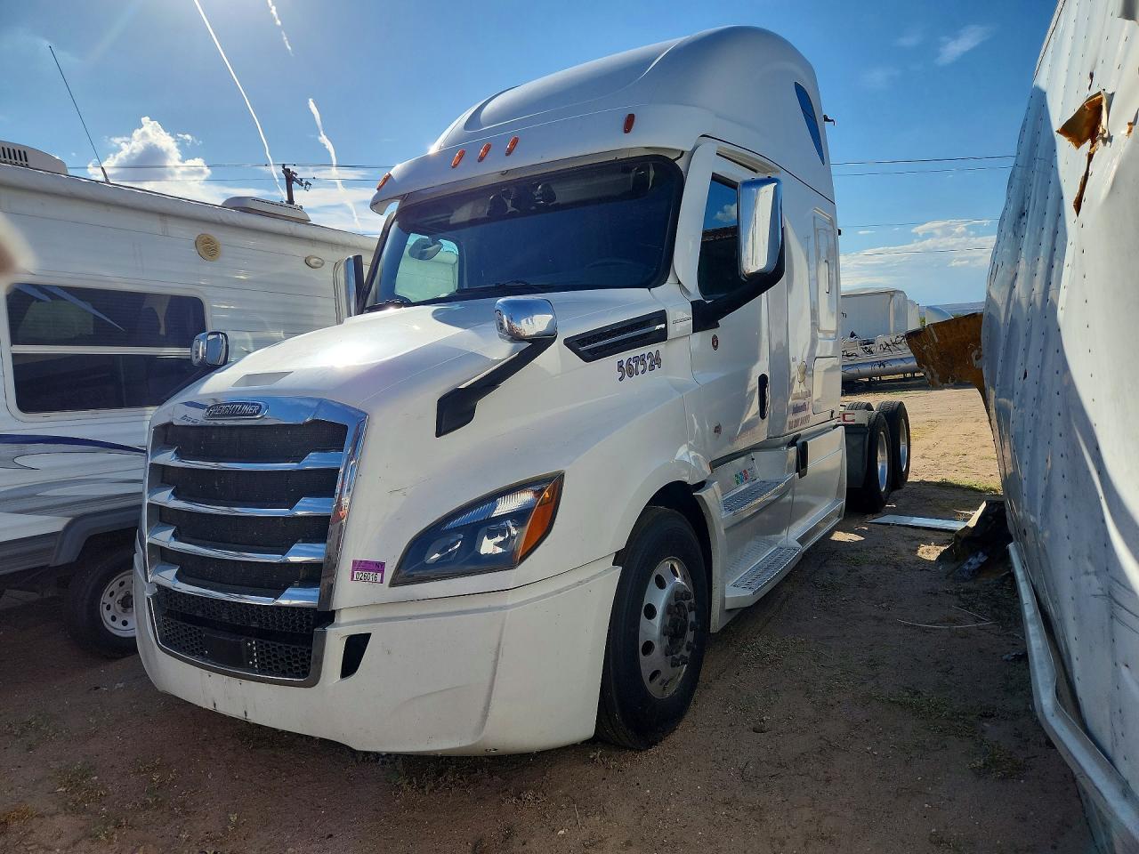 2021 Freightliner Cascadia 126 Semi Truck