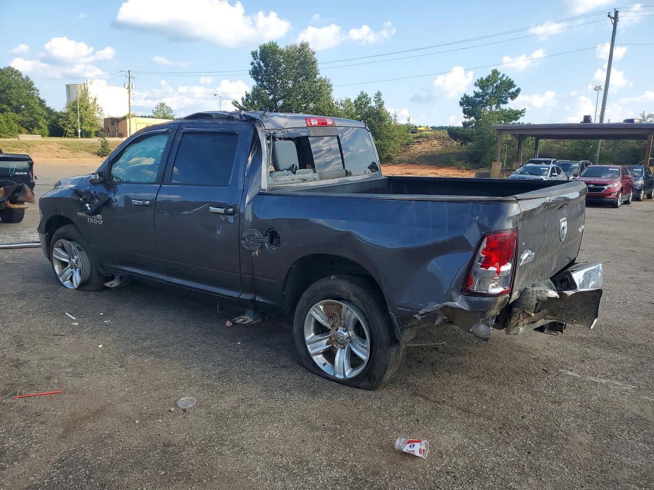 2015 Dodge RAM 1500 SLT