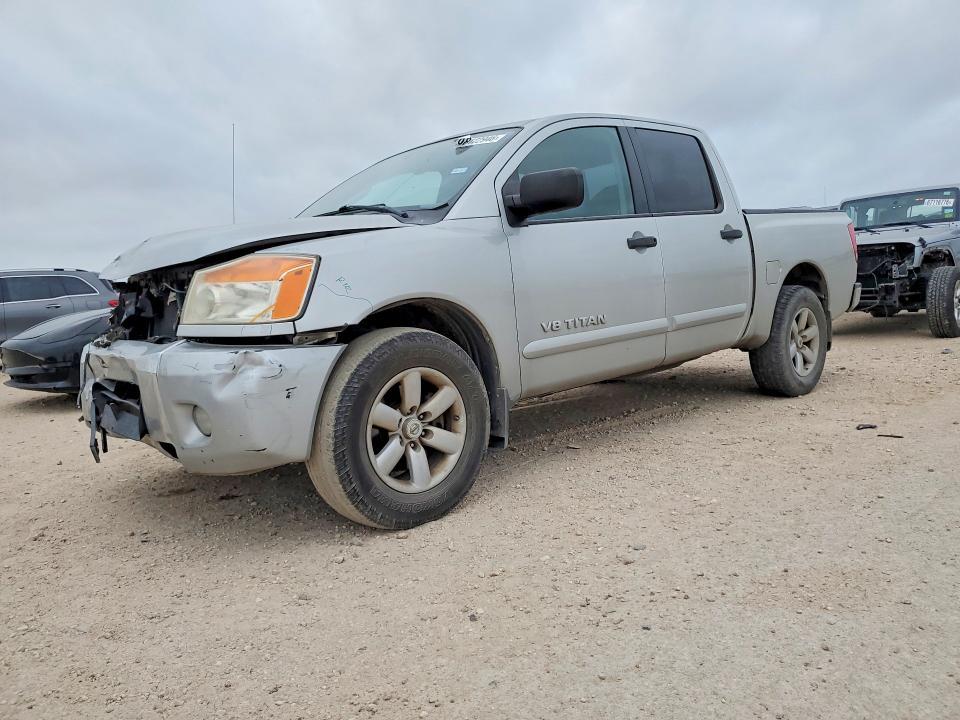 2010 Nissan Titan SE
