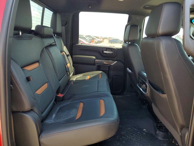 2021 GMC Sierra K2500 AT4