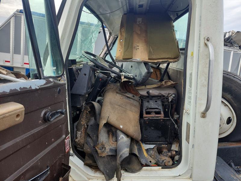 1998 International 2674 Truck Cab AND Chassis