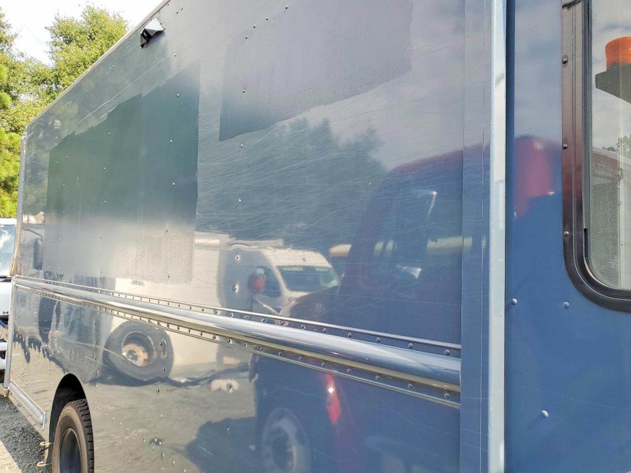 2020 Ford F59 Delivery Truck
