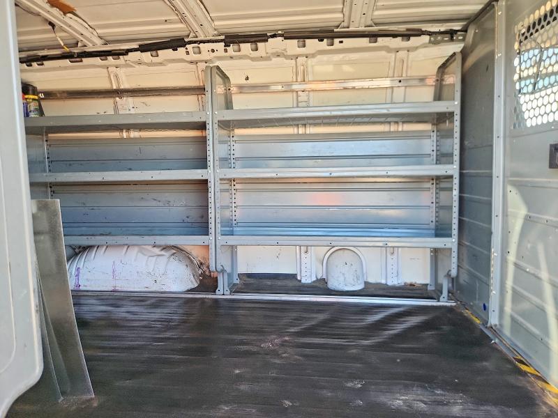 2011 GMC Savana G2500