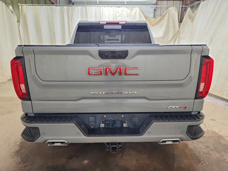 2024 GMC Sierra K1500 AT4