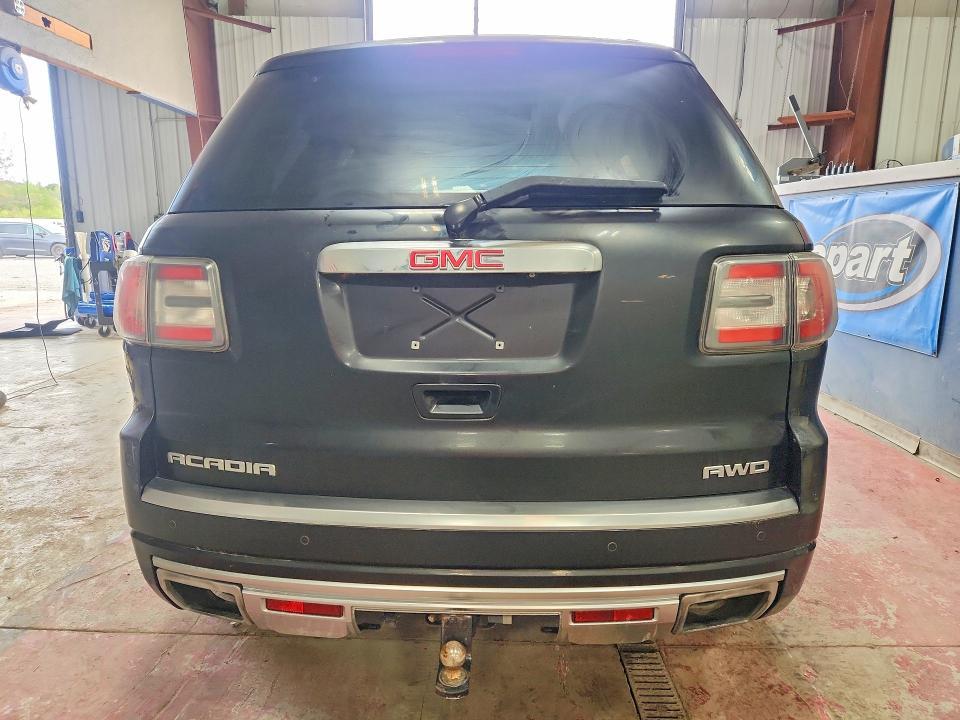2014 GMC Acadia Denali