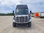 2015 Freightliner Cascadia Semi Truck
