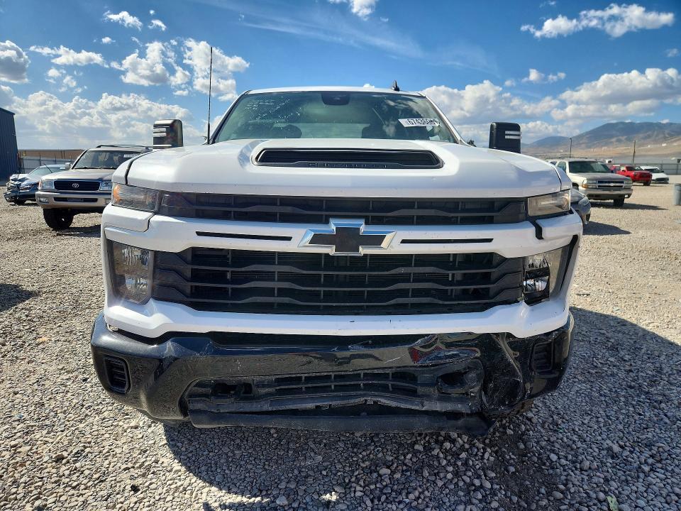 2024 Chevrolet Silverado K2500 Custom