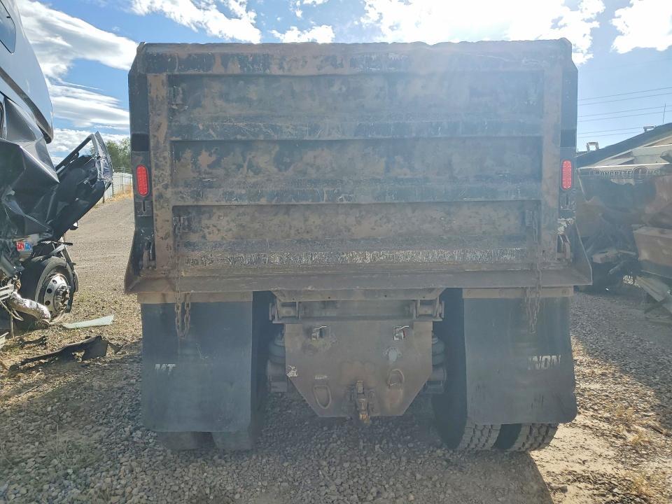 1985 Freightliner Conventional Dump Truck