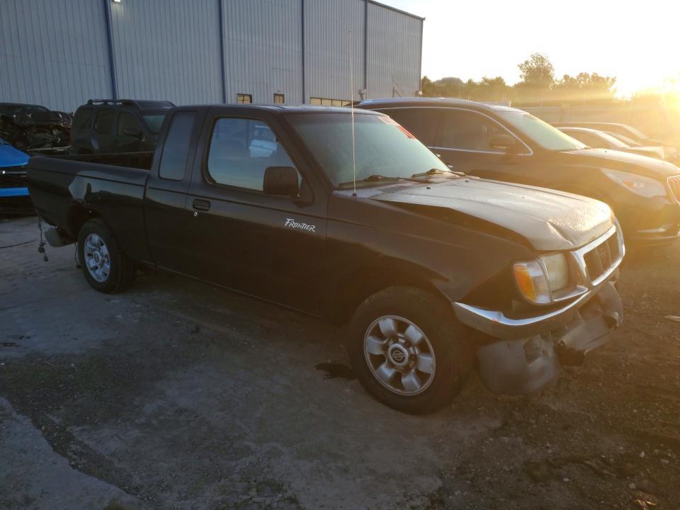 1999 Nissan Frontier XE