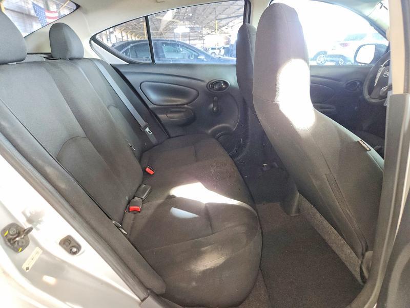 2015 Nissan Versa 1.6 S