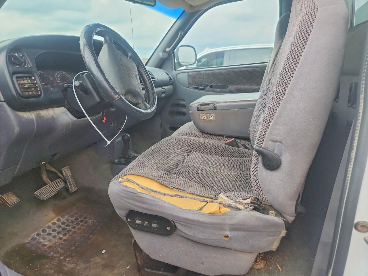2001 Dodge RAM 1500
