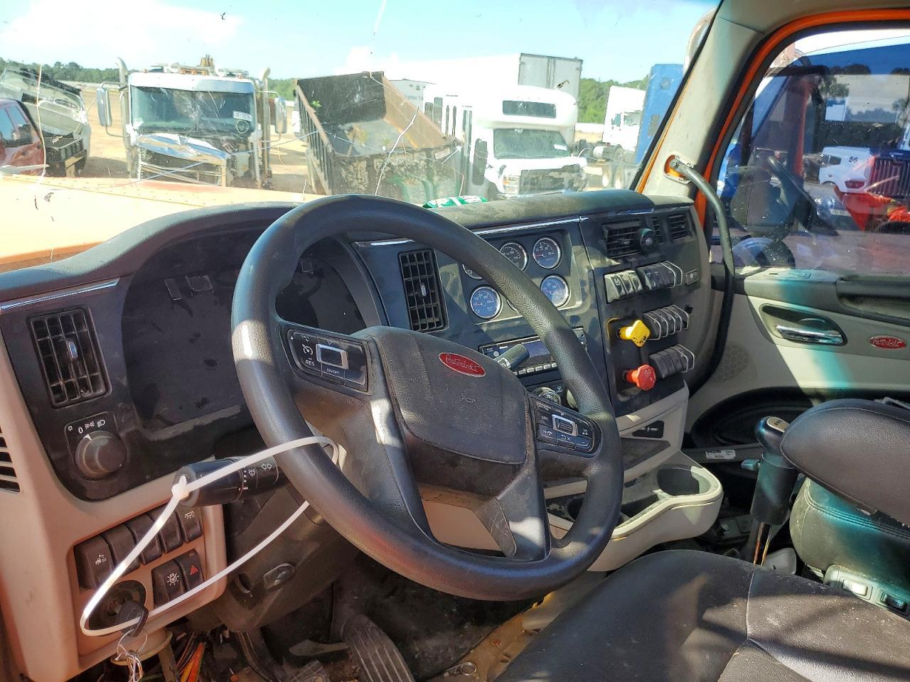 2025 Peterbilt 589 Truck Cab AND Chassis