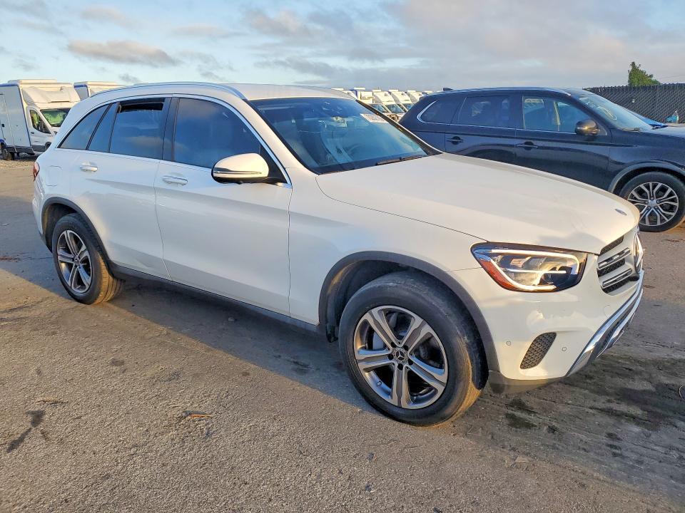 2020 Mercedes-Benz GLC 300