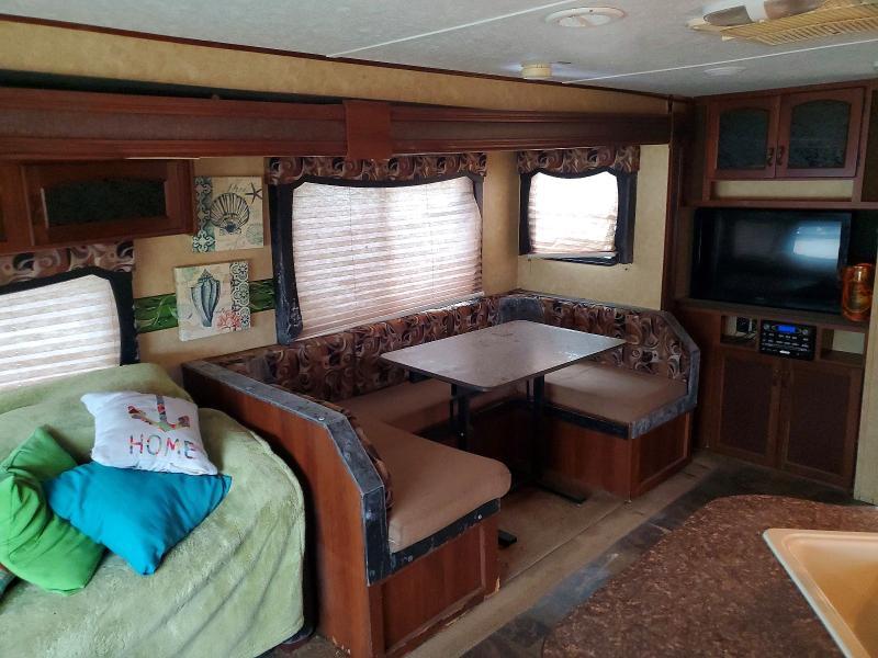 2012 Prime Time Avenger Camper