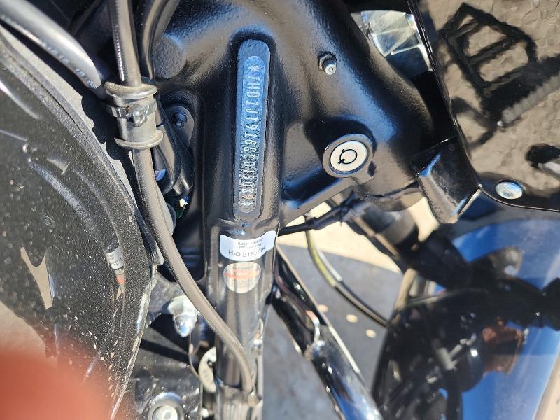 2016 Harley-Davidson Flstfbs