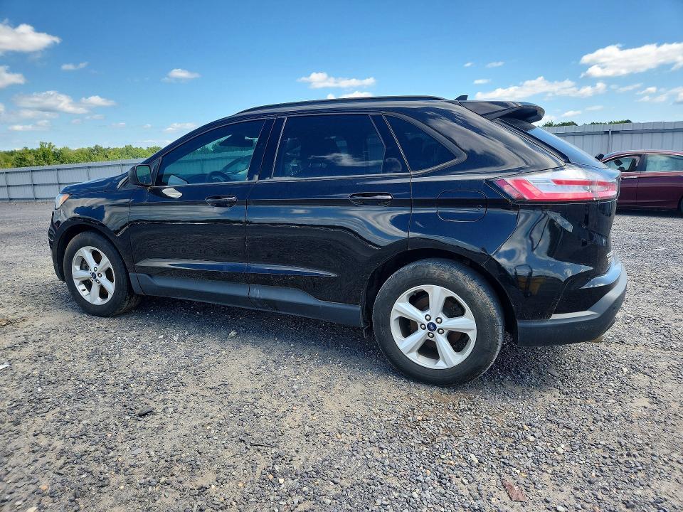 2020 Ford Edge SE