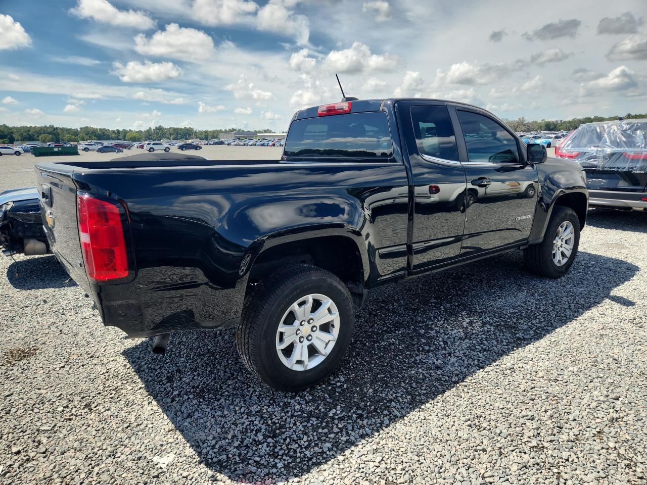 2017 Chevrolet Colorado LT