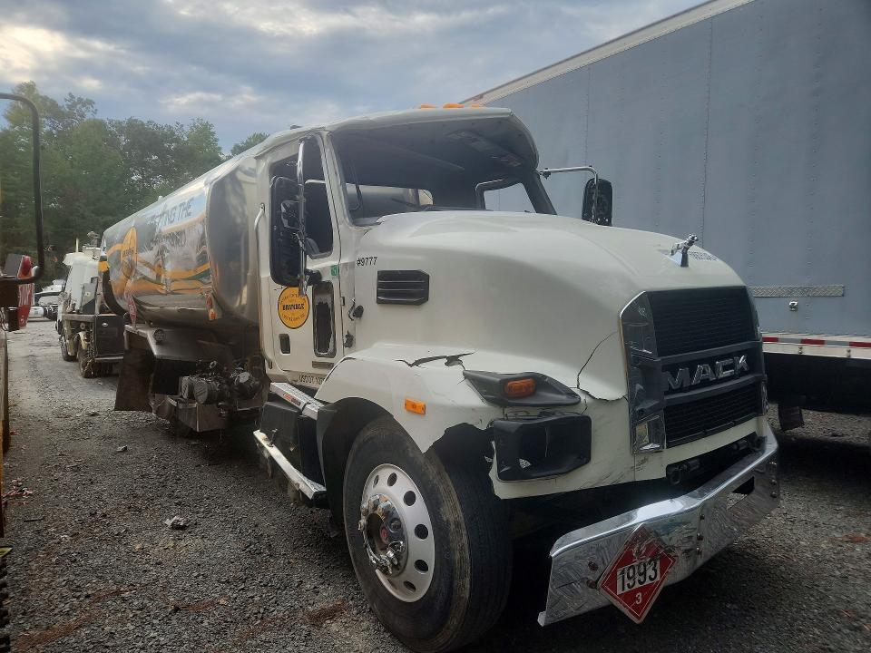 2024 Mack MD642 Fuel / Lube Truck