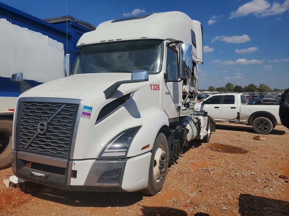 2023 Volvo VNL Truck Cab AND Chassis