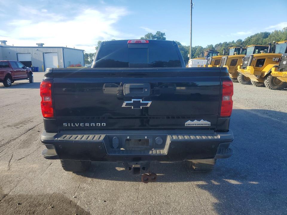 2015 Chevrolet Silverado K2500 High Country