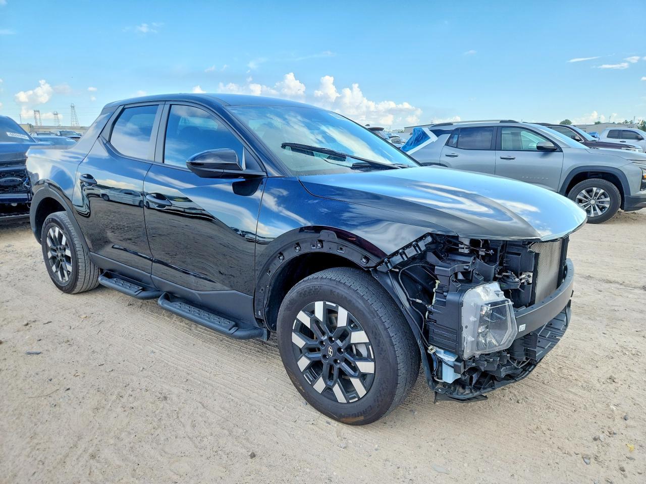 2025 Hyundai Santa Cruz SE