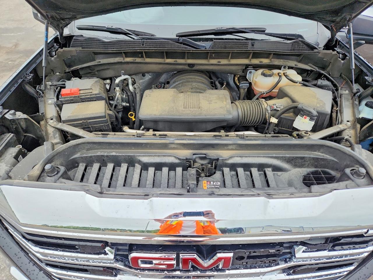 2024 GMC Sierra K1500 SLT