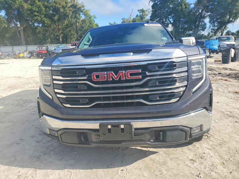2025 GMC Sierra C1500 SLT