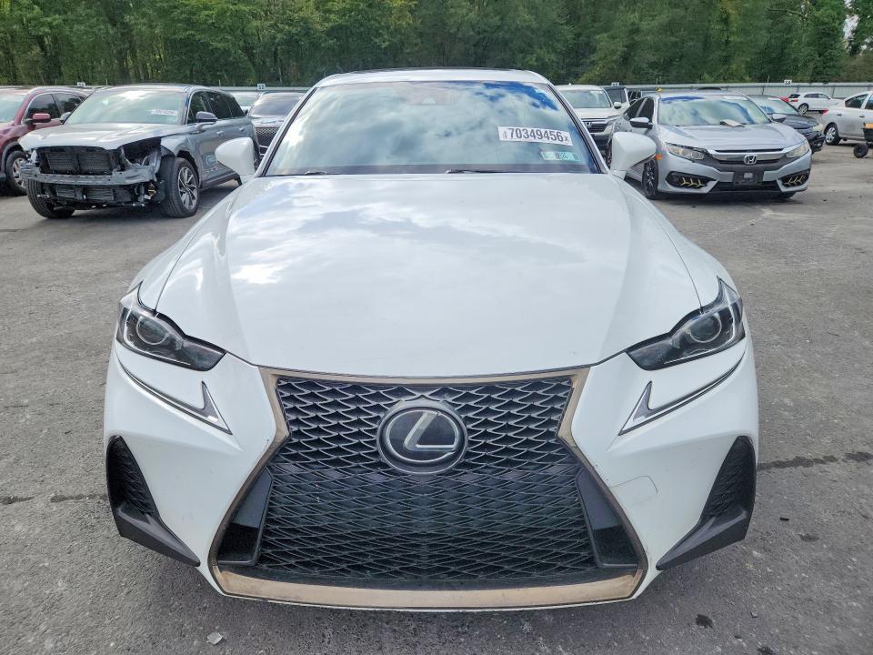 2018 Lexus IS 300