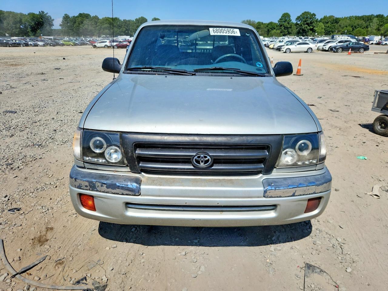 2000 Toyota Tacoma Base