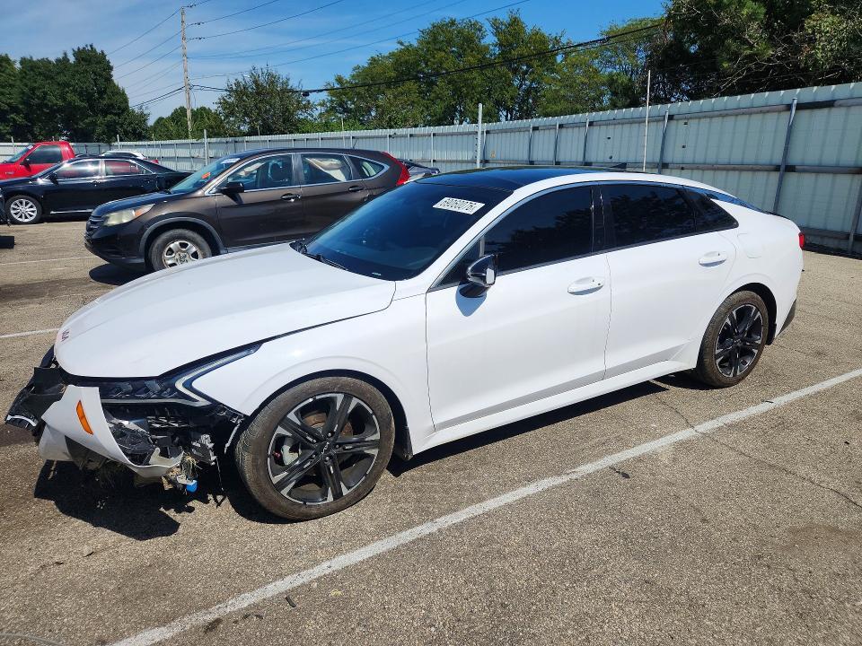 2022 KIA K5 GT Line