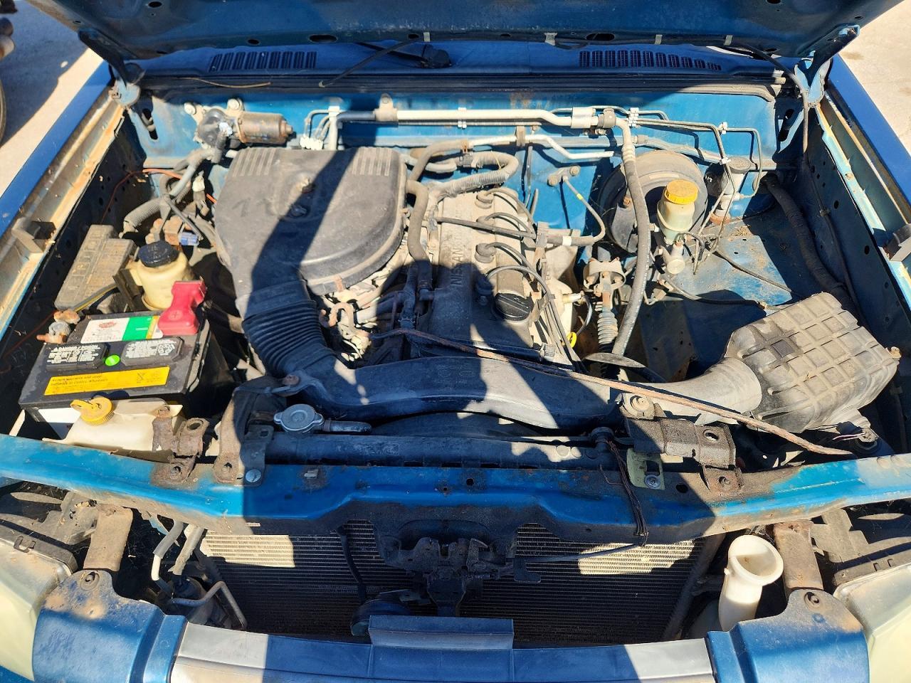 2002 Nissan Frontier Standard