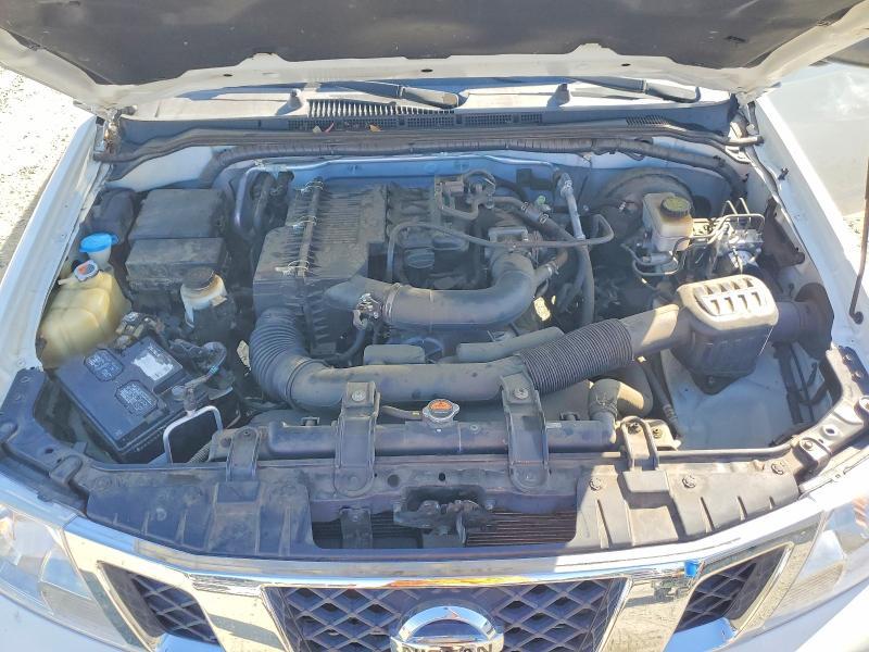 2013 Nissan Frontier S