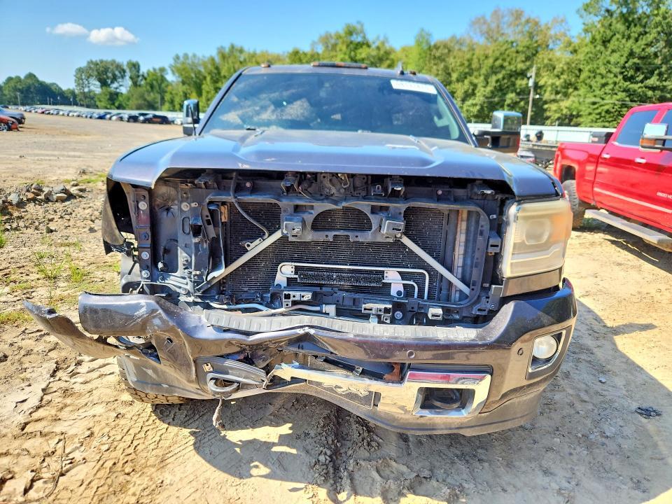2015 GMC Sierra K2500 Denali