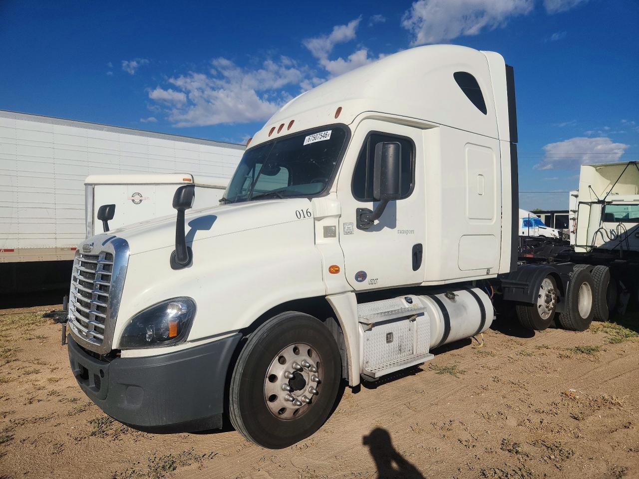 2019 Freightliner Cascadia 125 Semi Truck