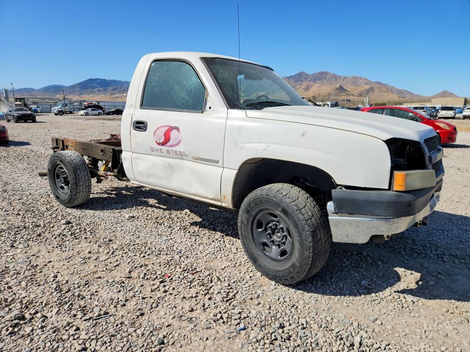 2004 Chevrolet Silverado C2500 Heavy Duty