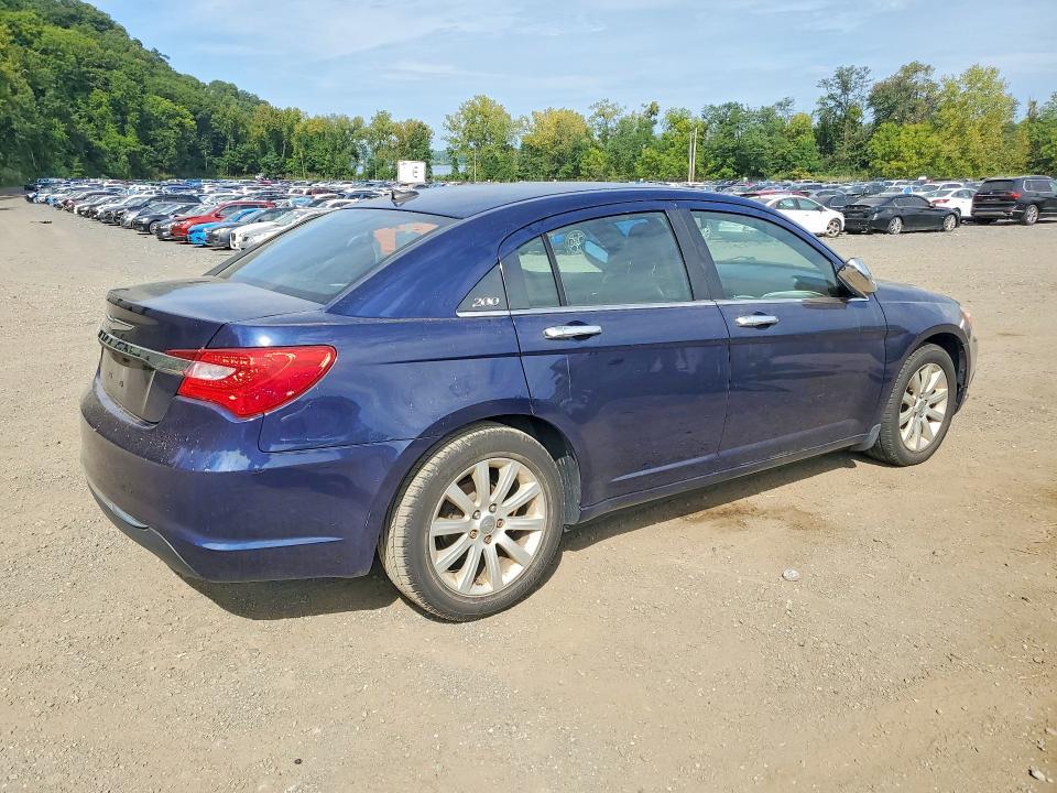 2014 Chrysler 200 Limited