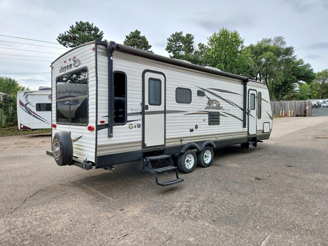 2018 Jaycee 265RLS