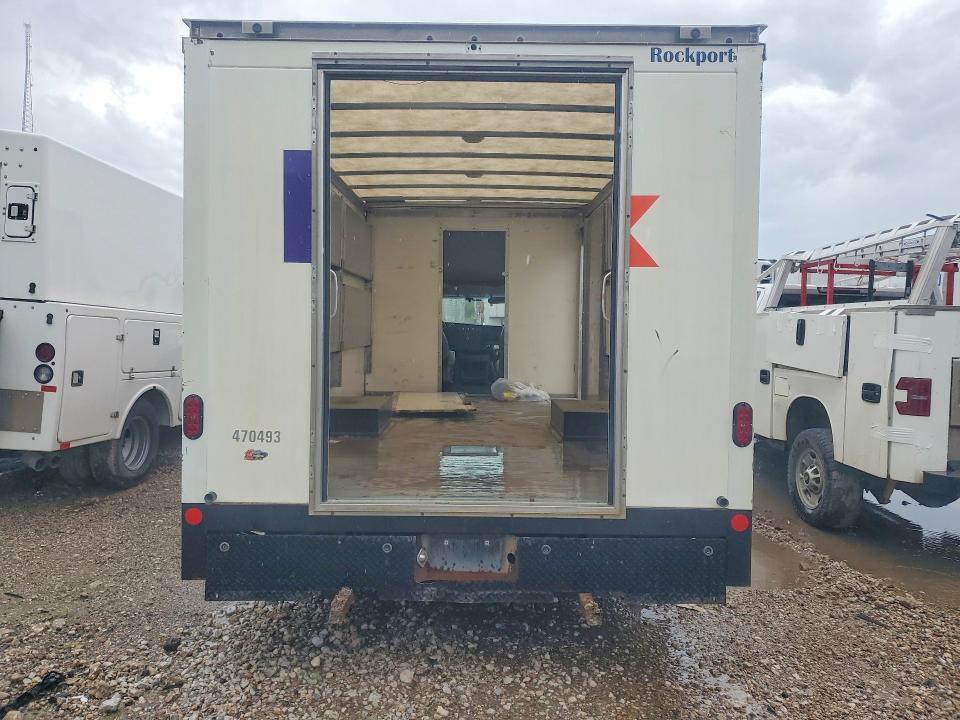2021 Chevrolet Express Delivery Truck