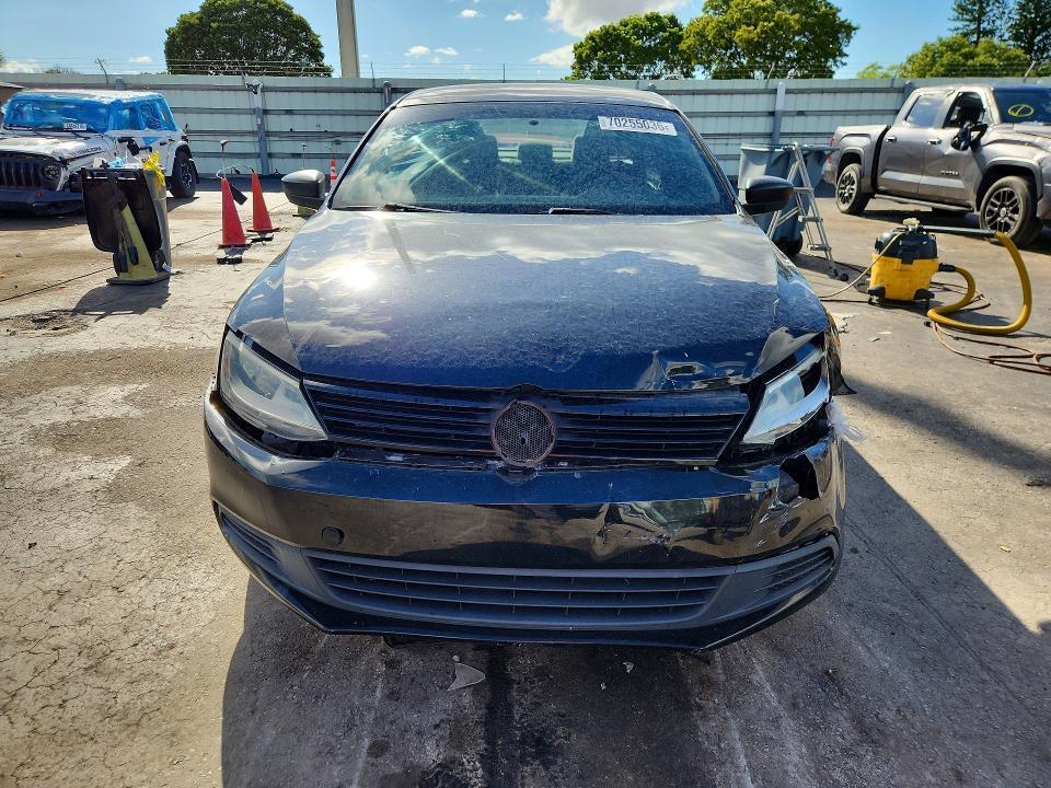 2014 Volkswagen Jetta Base