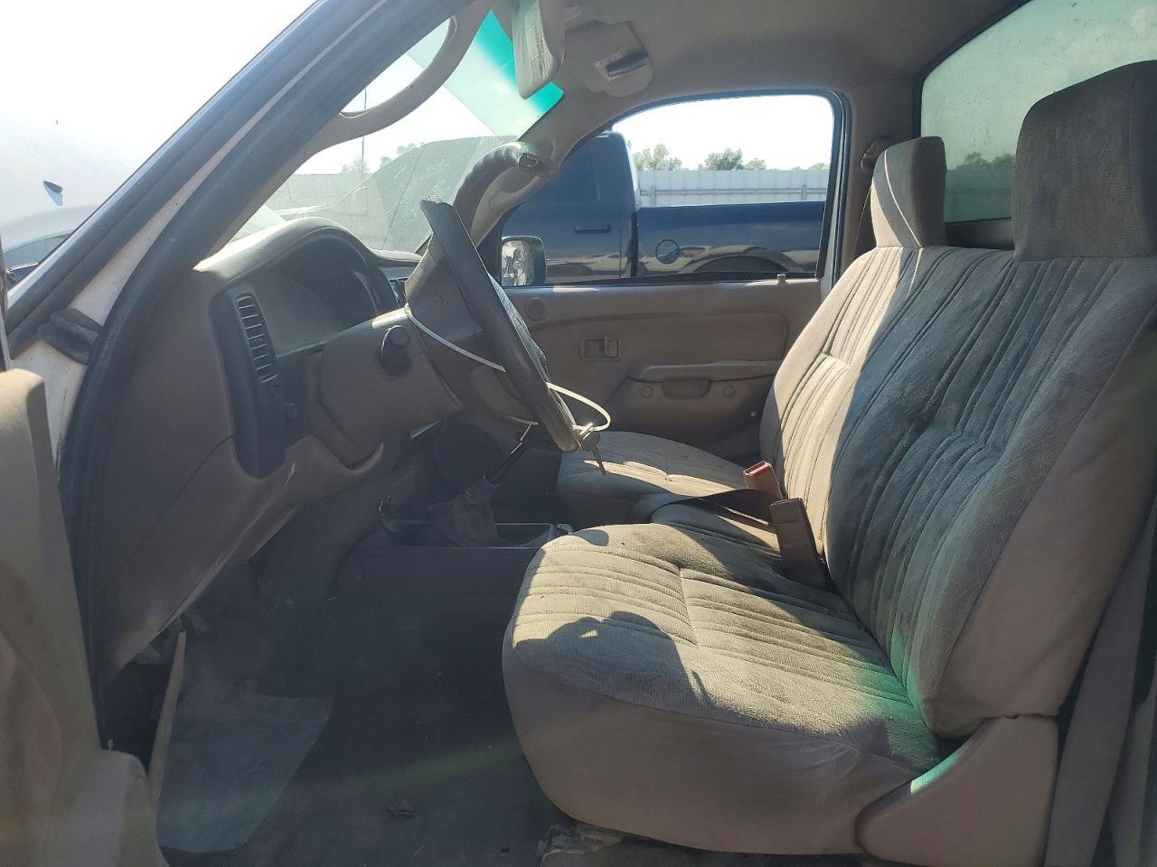 2003 Toyota Tacoma Base