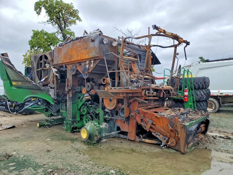 2017 John Deere E Combine