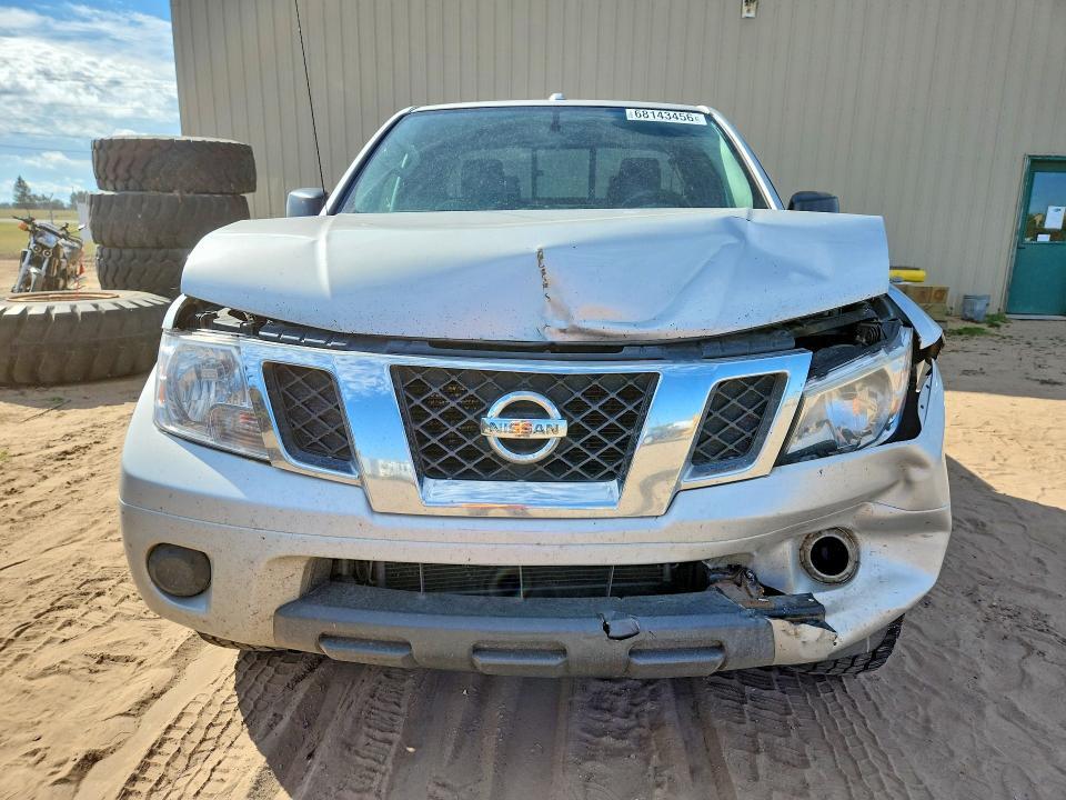 2017 Nissan Frontier SV