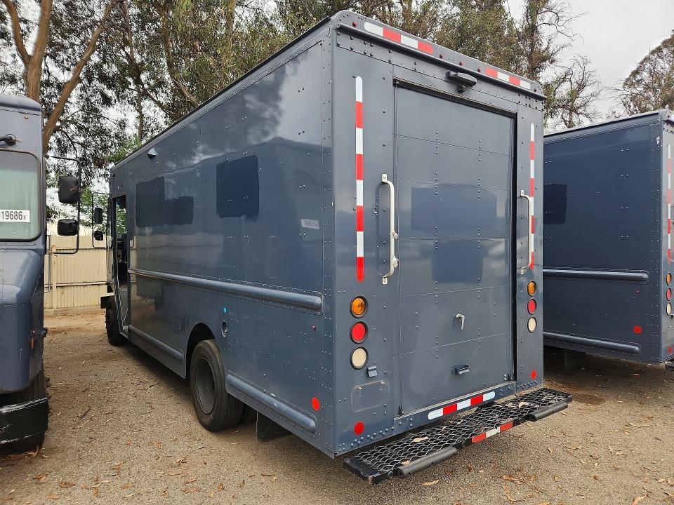 2021 Freightliner MT45G Chassis Delivery Truck